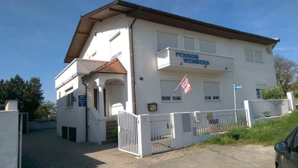 Pension Weinberg Moerbisch Am See Exterior photo